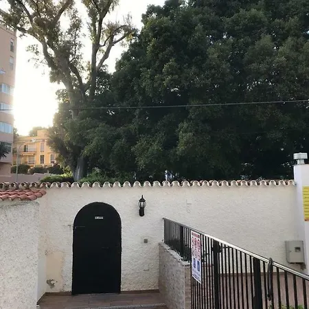 San Antonio Carihuela Aptos. Sun & * 托雷莫利诺斯