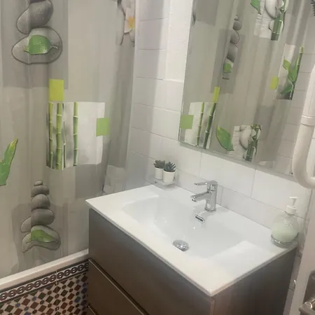 San Antonio Carihuela Aptos. Sun & *