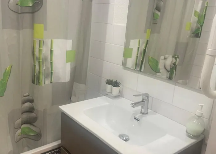 San Antonio Carihuela Aptos. Sun & *